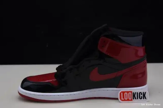 1st Kicks Shoes Jordan Patent Air OG High Bred 555088-063 1 0517